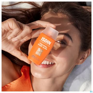 ISDIN FUSION WATER MAGIC GLOWSPF30