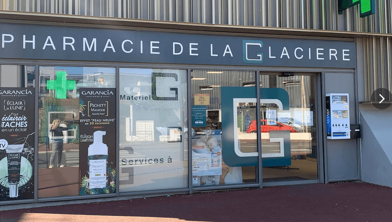 Pharmacie Aoun la glacière by Nexum